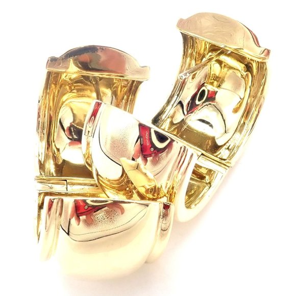 Rare! Authentic Vintage Tiffany & Co 18k Yellow Gold Wide Hoop Earrings - Picture 4 of 9